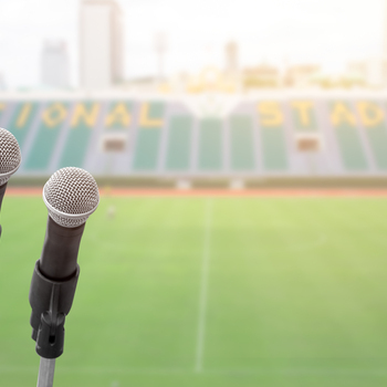 Le métier de commentateur sportif : entre émotions et informations